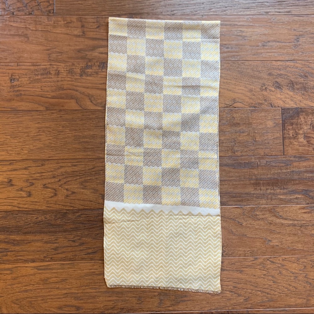 Chevron Patterned Scarf